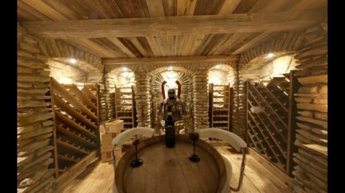 Belki sosnowe ręcznie ciosane